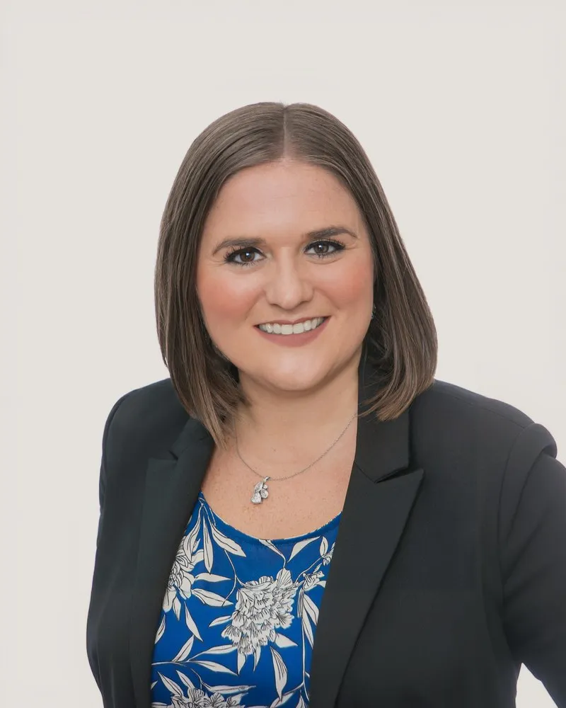 Portrait of Jennifer Gutai Comella, OFAWL Immediate Past President